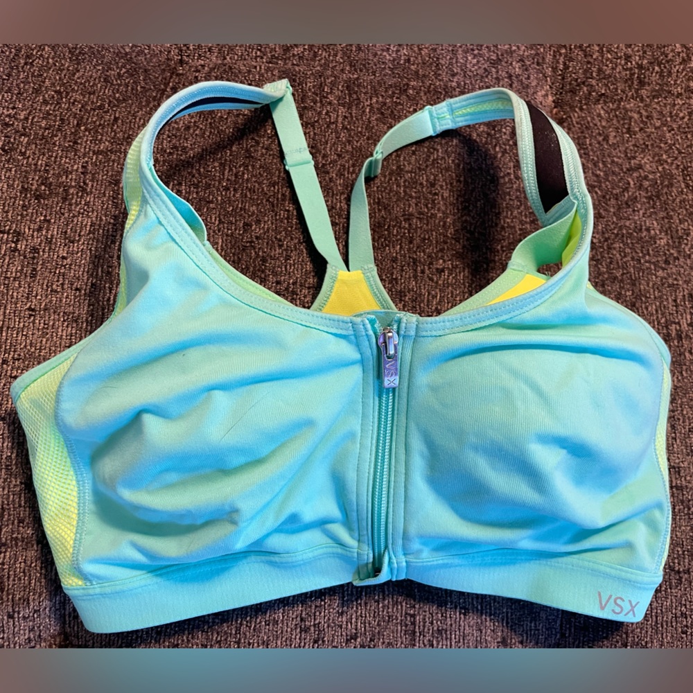 VSX 34C NWOT Front-Zip Sports Bra
